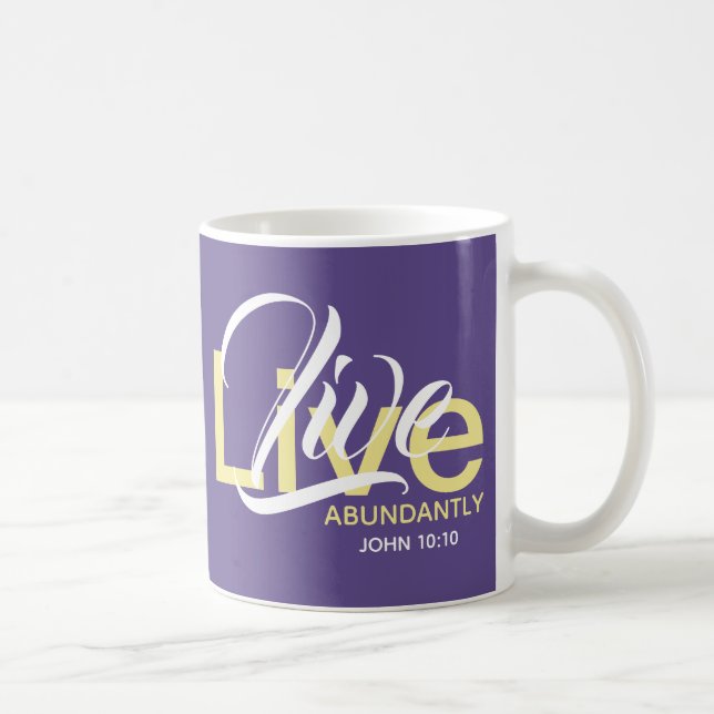 Mug Live Abondamment John 10:10 Purple Écriture Person (Droite)