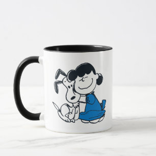 Mug Lucy Hugging Snoopy