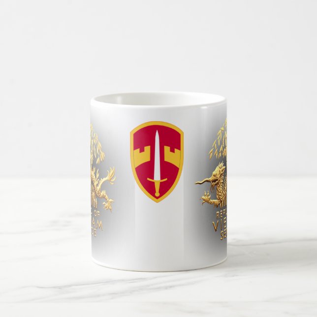 Mug MACV et dragon de service du Vietnam (Centre)