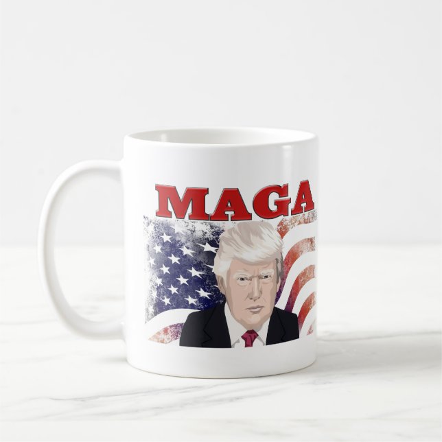 Mug MAGA American Flag Trump texte rouge (Gauche)