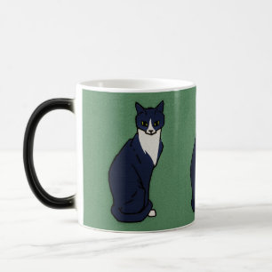 Mug Magic Chat assis sur fond vert par Julie de Graag