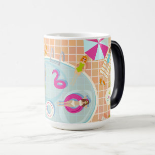 Mug Magic Des filles et des garçons du bikini jouant au jeu