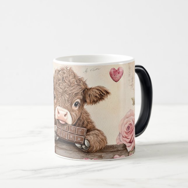 Mug Magic Highland Cow eating chocolate valentines (Devant droit)