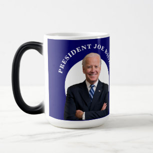 Mug Magic Le portrait du président Joe Biden en bleu