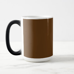 Mug Magic un arrière - plan marron avec une bordure blanche_