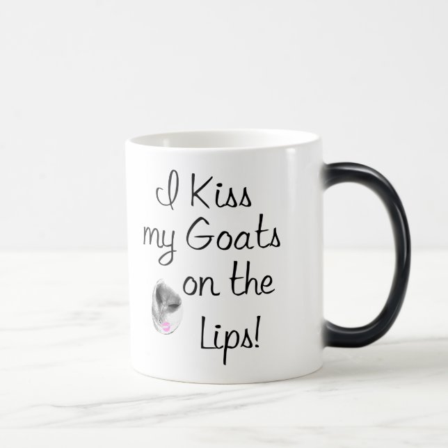 Mug Magique Embrasse Mes chèvres Drôle Chèvre Sayons (Droite)