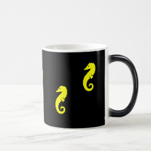 Mug Magique Morphing d'hippocampe de Glow_Yellow d'océan