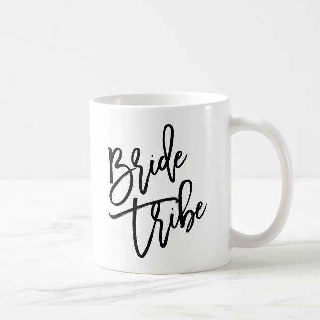 Mug Manuscrit de noir de tribu de jeune mariée (Droite)