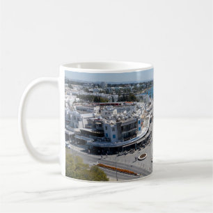 Mug Marche de front de mer de Paphos par drone