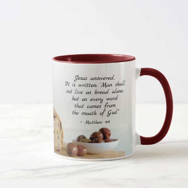 Mug Matthew 4:4 On shall not live on bread alone (Droite)