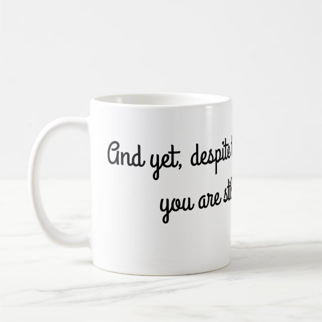 Mug Me parlant toujours (Gauche)