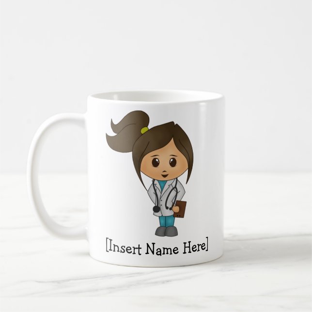 Mug Médecin mignon personnalisé, femelle de brune (Gauche)