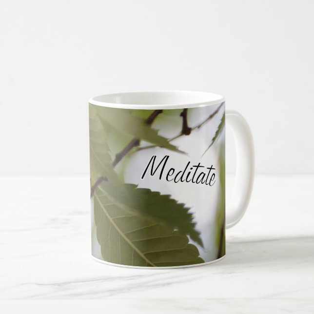 Mug Méditer sur la nature vert jardin feuille belle (Devant droit)