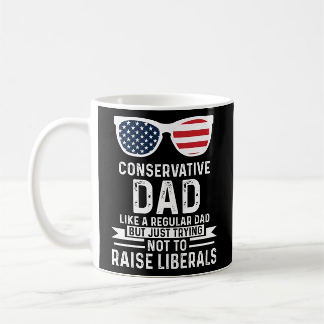 Mug Mens père conservateur essayer pas libéraux père  (Gauche)