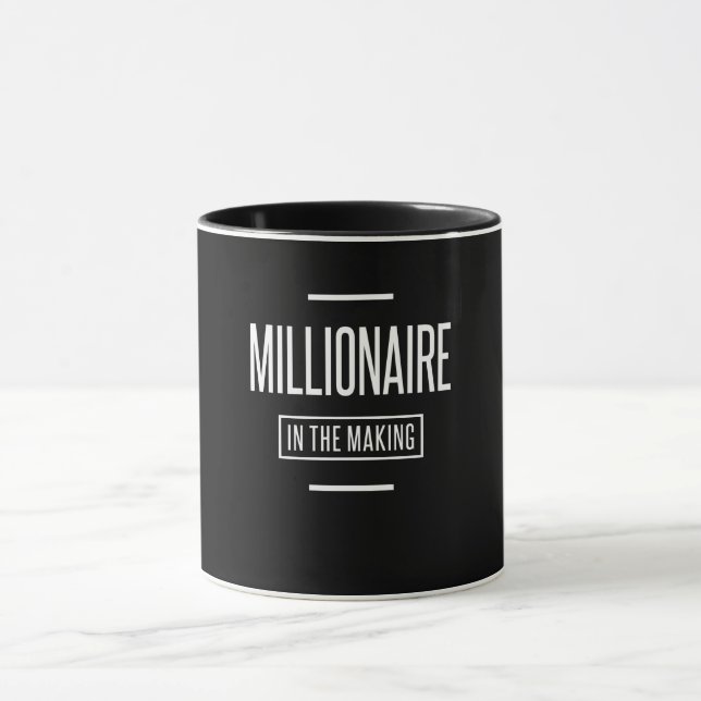 Mug Millionaire dans l'entrepreneuriat motivationnel (Centre)