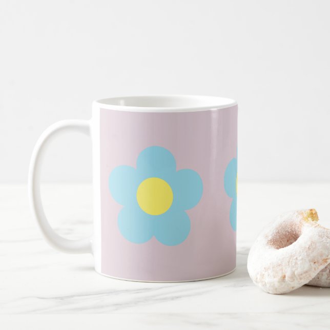 Mug Minimaliste Retro 90s Y2k Pastel Blue Flowers Lila (Avec donut)