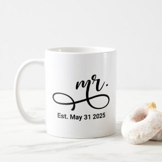 Mug Mme Black Modern Script Personnalisé Mariage Nouve