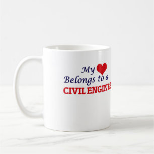 Mug Mon coeur appartient à un ingénieur civil
