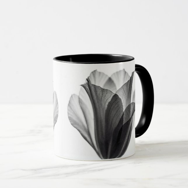 Mug Monochrome botanical fine art photograph (Devant droit)