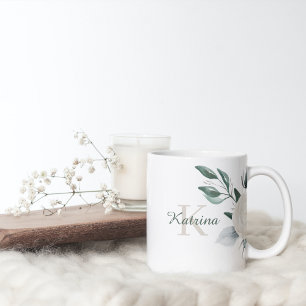 Mug monogrammé à motif floral aquarelle