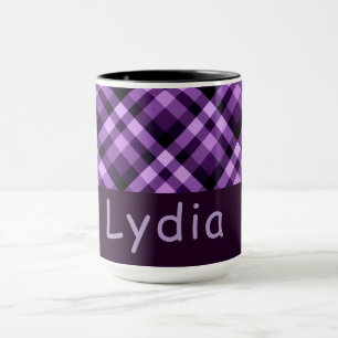 Mug Monogramme à plumes violettes de prune moderne 15 