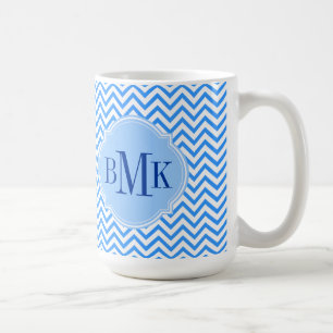 Mug Monogramme bleu de motif de zigzag de Chevron