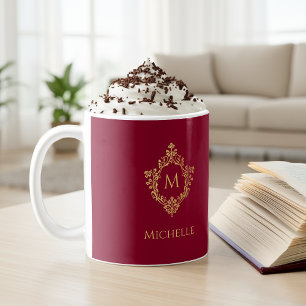 Mug Monogramme Bordeaux Or Crête Ornée Nom Vintage 