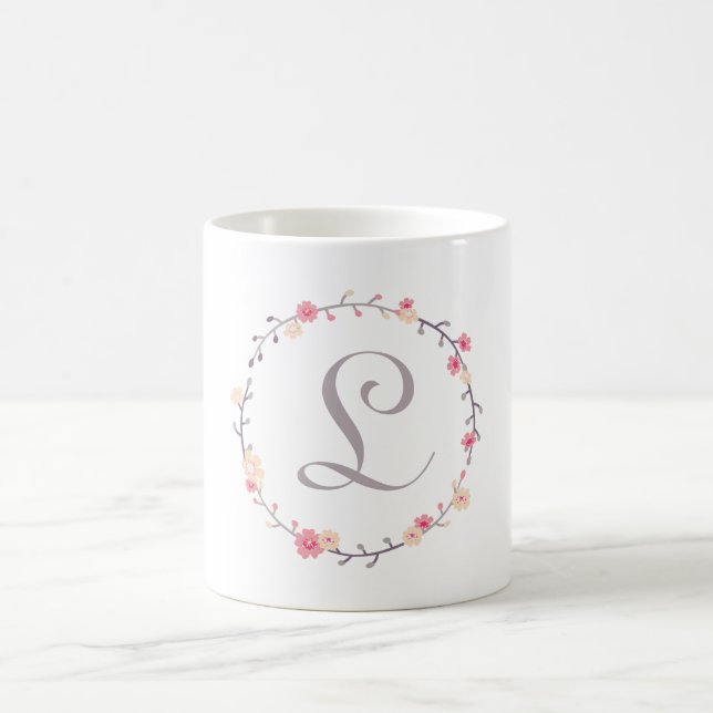 Mug Monogramme de couronne florale (Centre)