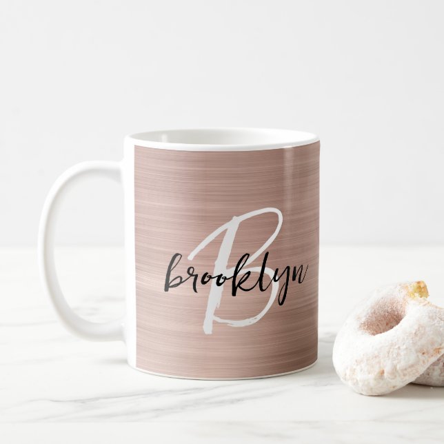 Mug Monogramme de style métallisé or rose brossé  (Avec donut)