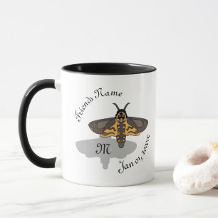 Mug Monogramme du papillon de nuit de la tête de mort