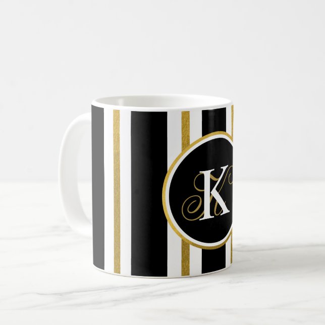 Mug Monogramme Elégant Noir & Or Personnalisé (Devant gauche)