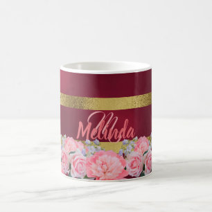 Mug Monogramme en Bourgogne avec des fleurs roses des