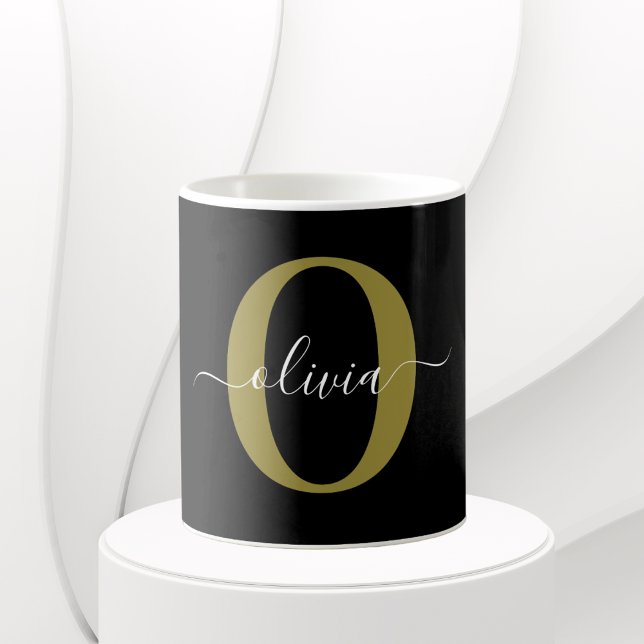 Mug Monogramme personnalisé Nom du script Black White  (Créateur téléchargé)