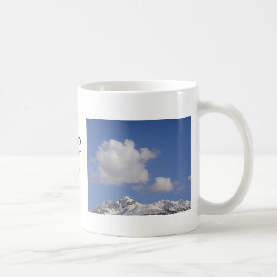 Mug Montagne de neige boueuse avec le texte : "Bonne j