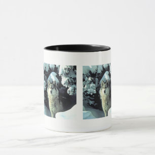 Mug Motif de loup dans les pins d'hiver