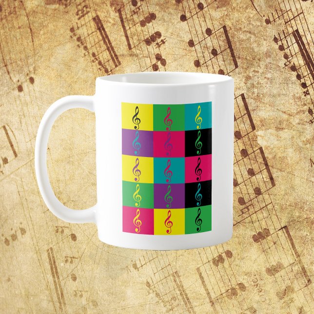 Mug Motif de musique Treble Clef (A mug with a bright & bold treble clef pattern)
