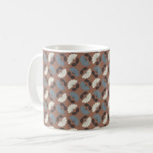 Mug mousse de mocha à fleurs
