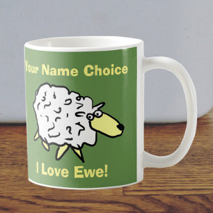 Mug Moutons amusants avec nom sur un Valentin