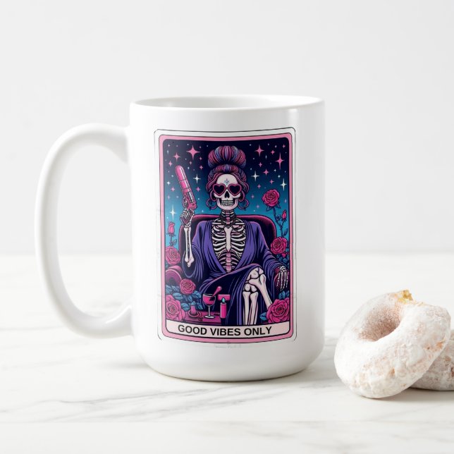 Mug Musique de carte Tarot Good Vibes uniquement (Avec donut)