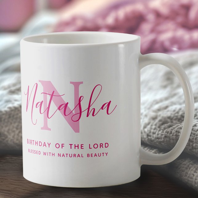 Mug Natasha name meaning and monogram pink text (Créateur téléchargé)