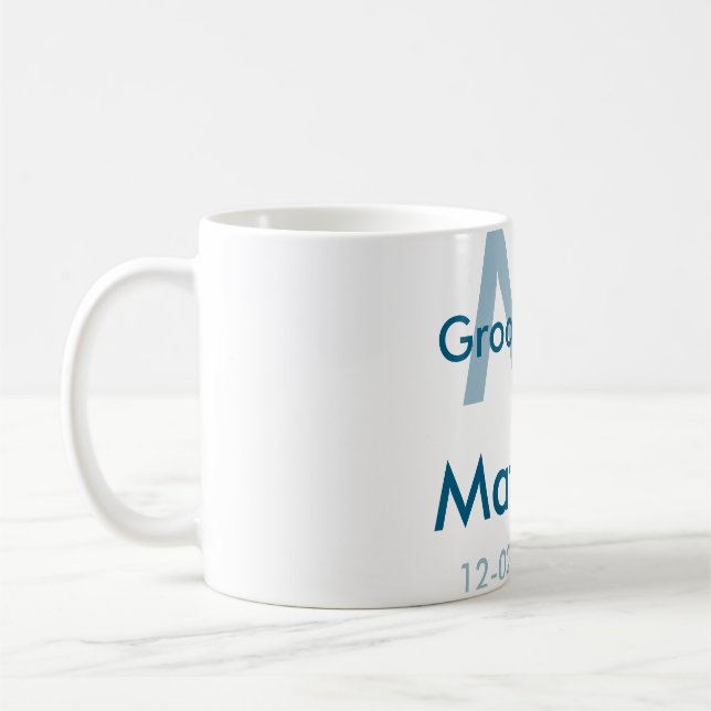 Mug Navy bleu nom de garçon d'honneur lettre date masc (Gauche)