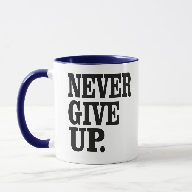 Mug Ne jamais renoncer à un café inspirant gagnant (Gauche)