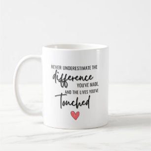 Mug Ne jamais sous-estimer la différence retraite
