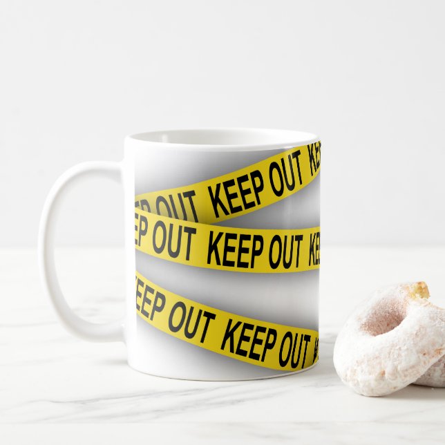 Mug Ne pas rester à l'écart ne pas traverser la bande  (Avec donut)