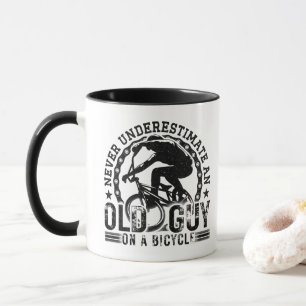 Mug Ne Sous-Estimez Jamais Un Vieux Cool Cycliste