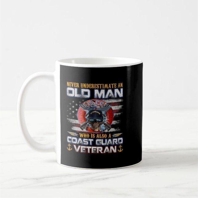 Mug Ne Sous-Estimez Jamais Un Vieux Homme De La Garde  (Gauche)