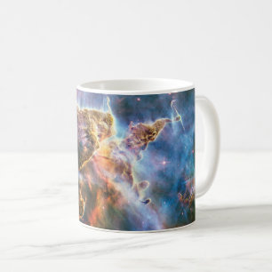 Mug nébuleuse de galaxie spatiale. Les étoiles de l'un