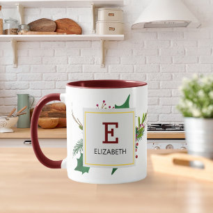 Mug Noël Vert Élégant Rouge Monogramme Maroon