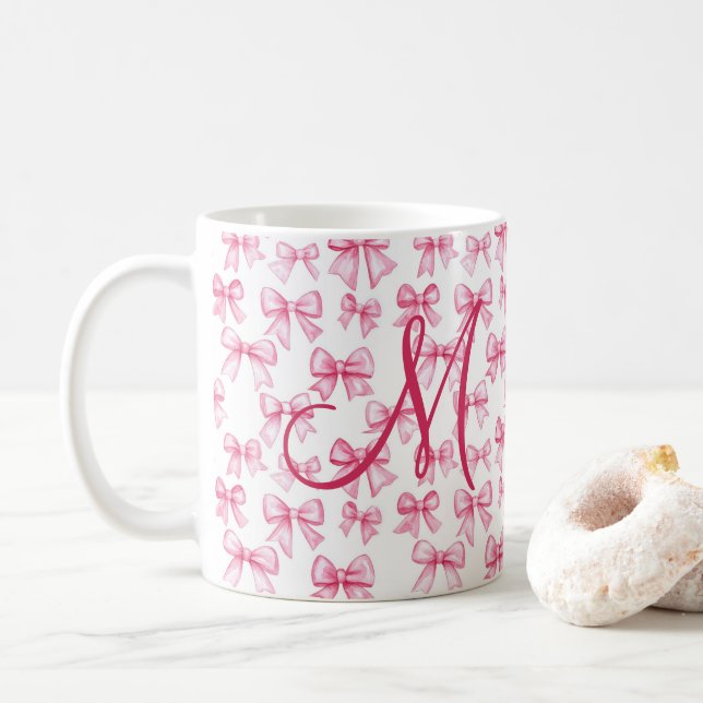 Mug Nœud Rose Monogramme Coquette Esthétique Préparato (Avec donut)