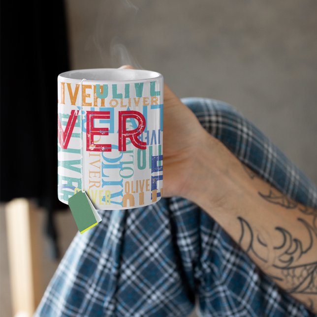 Mug Nom de chevauchement moderne typographique dans le (Créateur téléchargé)